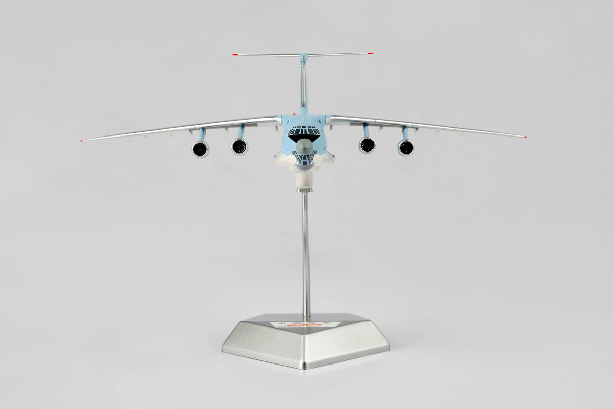 Ilyushin IL76 PLAAF 21042 diecast aircraft model