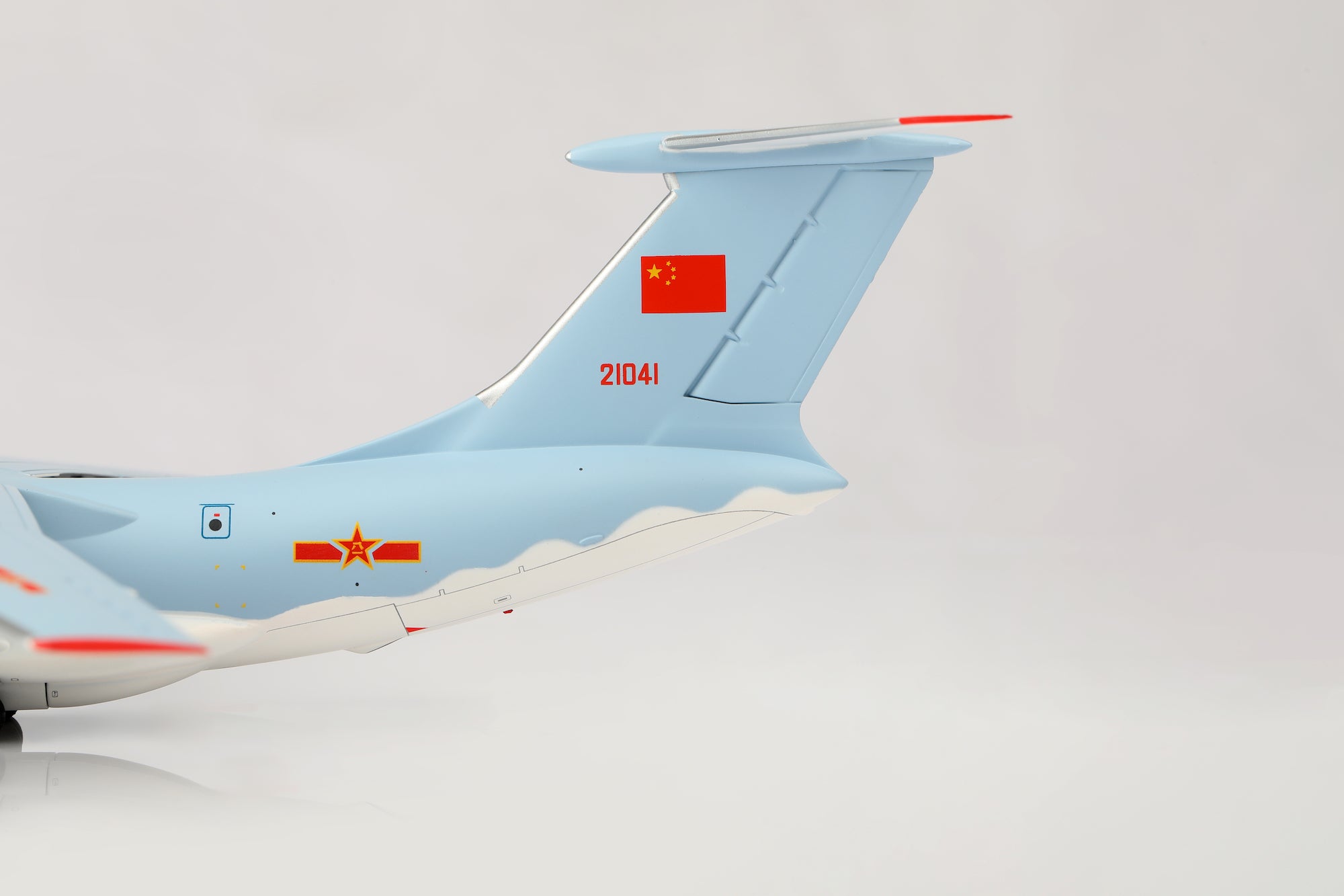 Ilyushin IL76 PLAAF 21041 diecast aircraft model