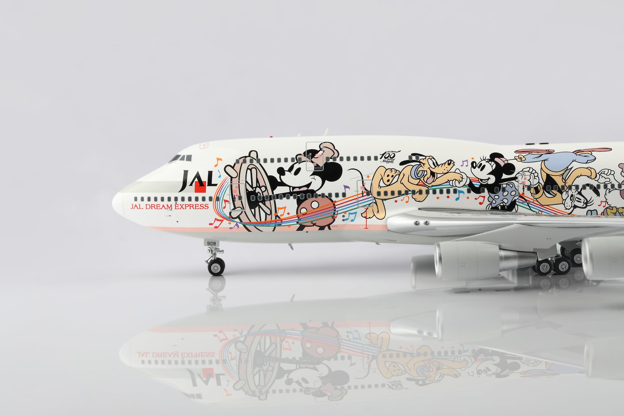 Japan Airlines B747-400D JA8908 diecast aircraft model