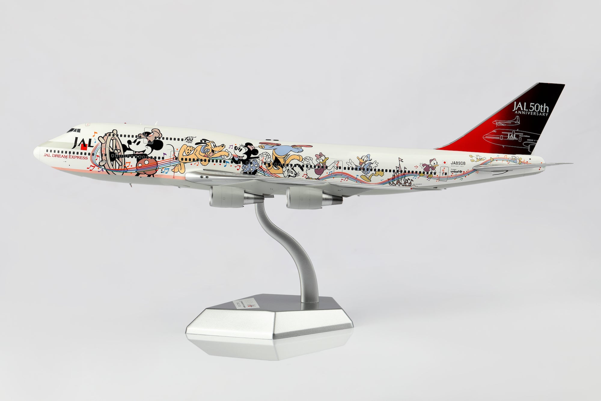 Japan Airlines B747-400D JA8908 diecast aircraft model