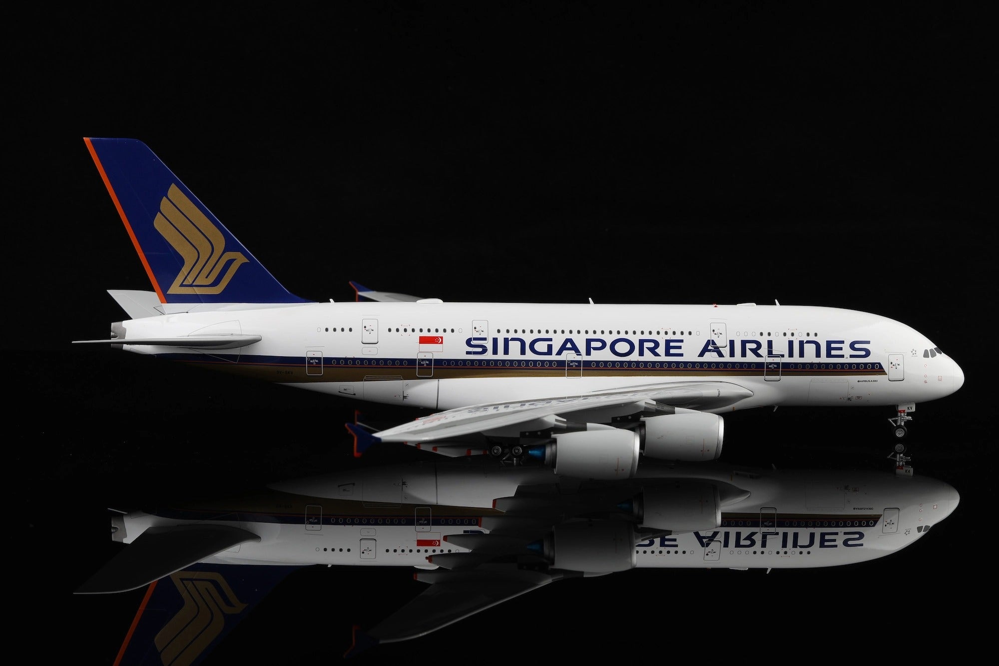 Singapore Airlines A380 9V-SKV diecast aircraft model