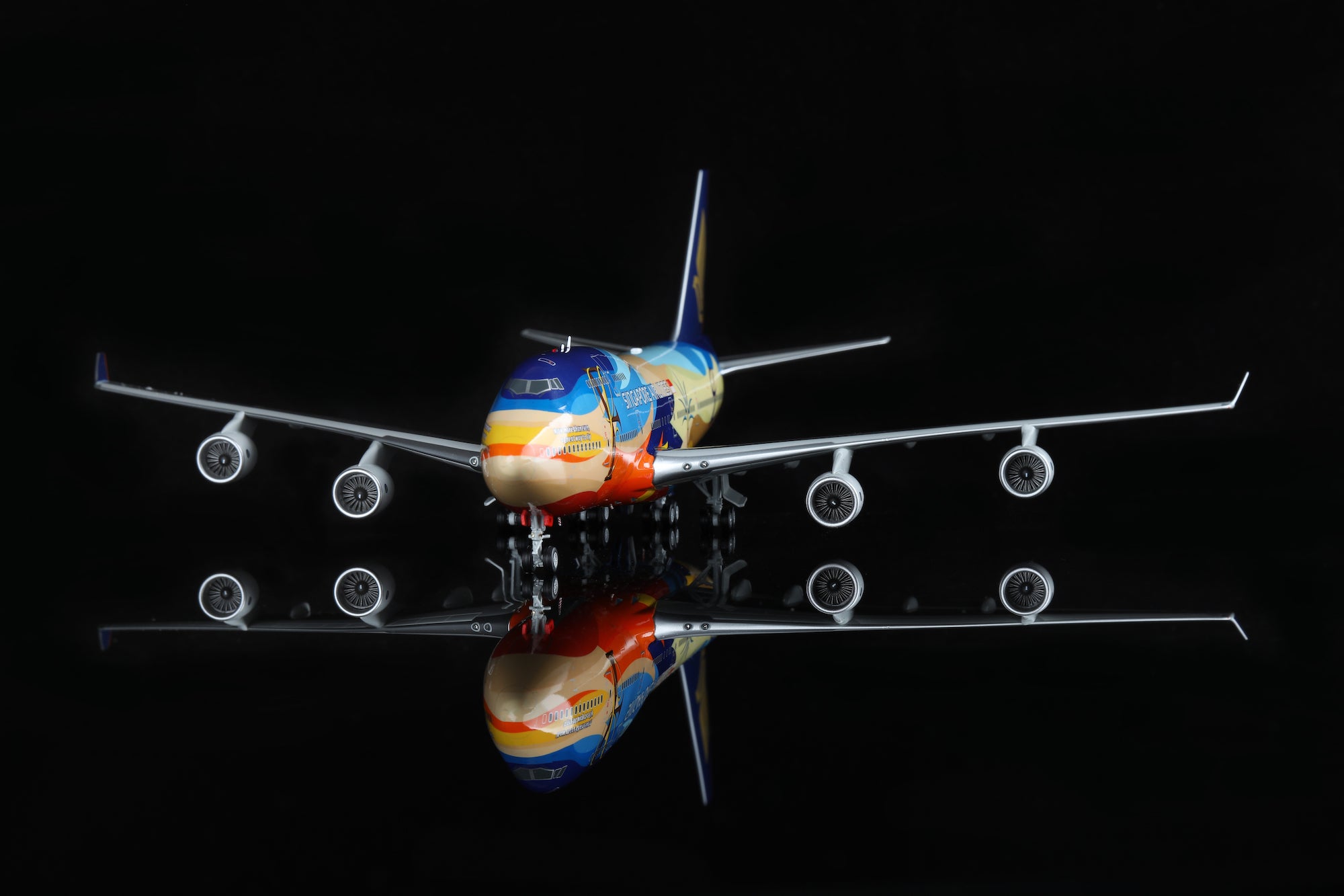 Boeing 747-400 Singapore Airlines "Tropical" 9V-SPK diecast aircraft model