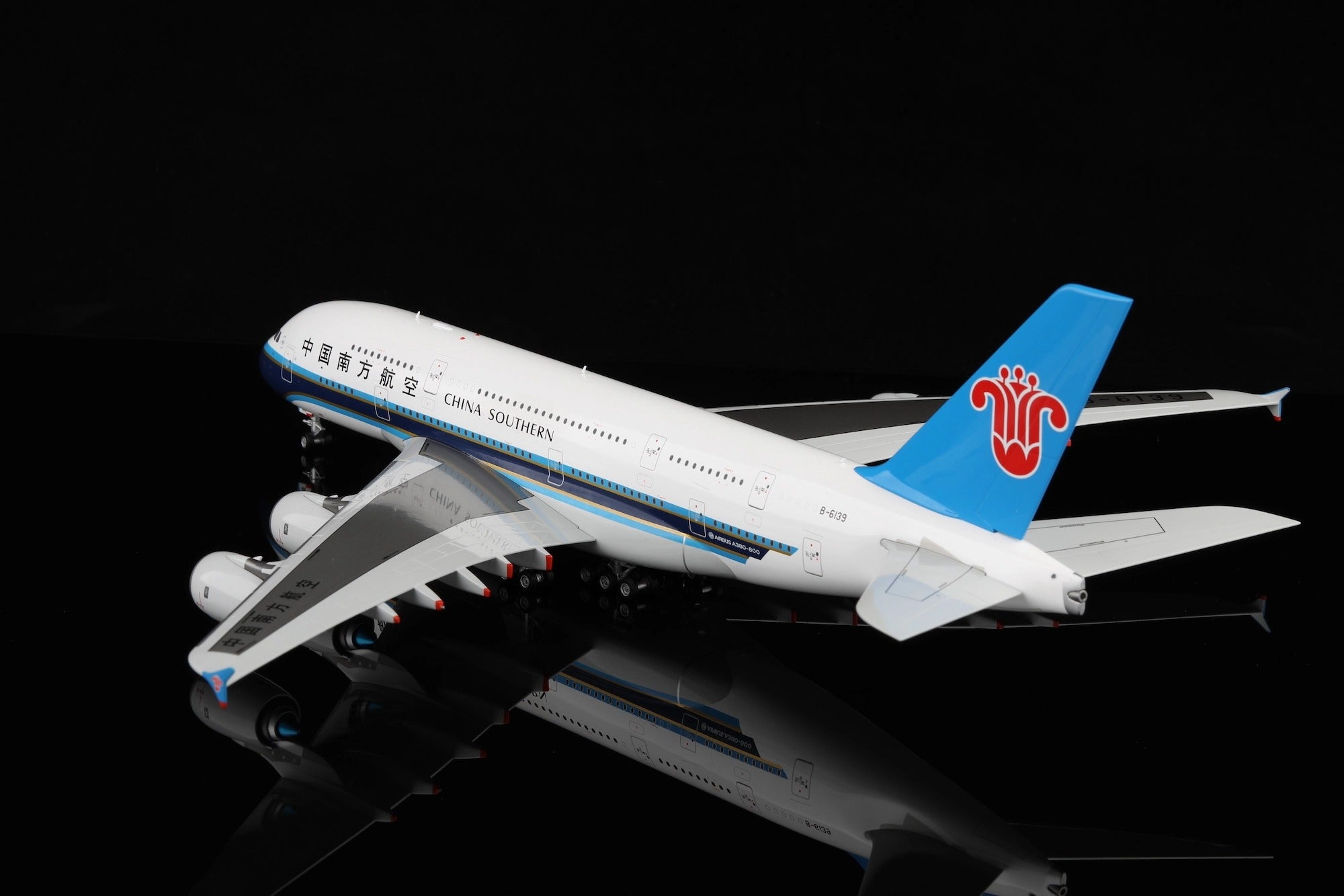China Southern Airlines A380 B-6139 diecast aircraft model