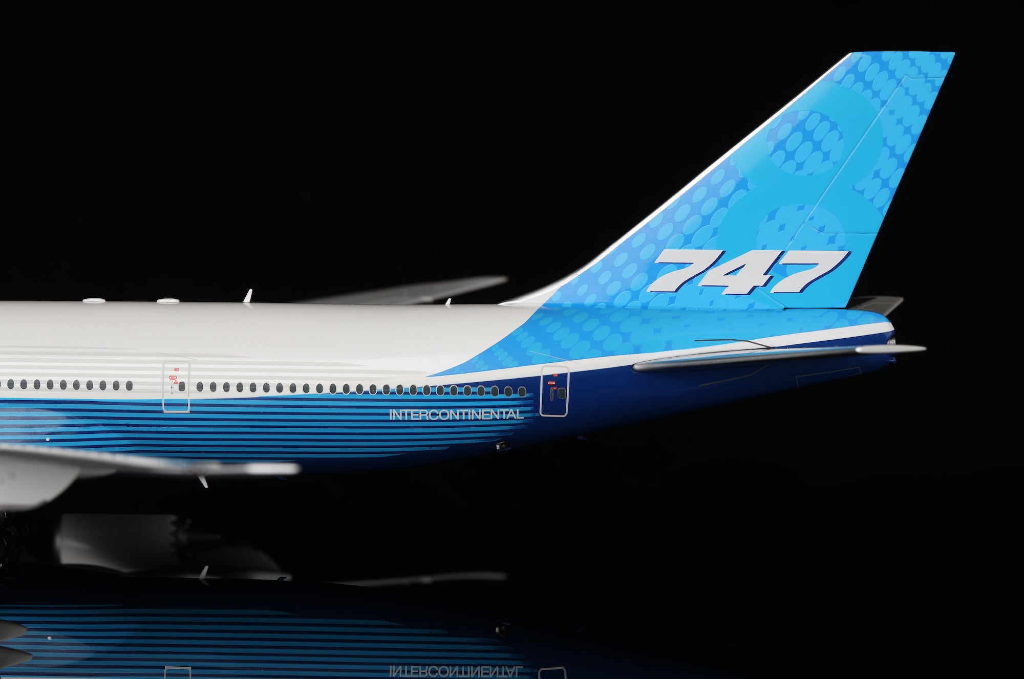 Boeing 747-8 "House Dreamliner" diecast aircraft model