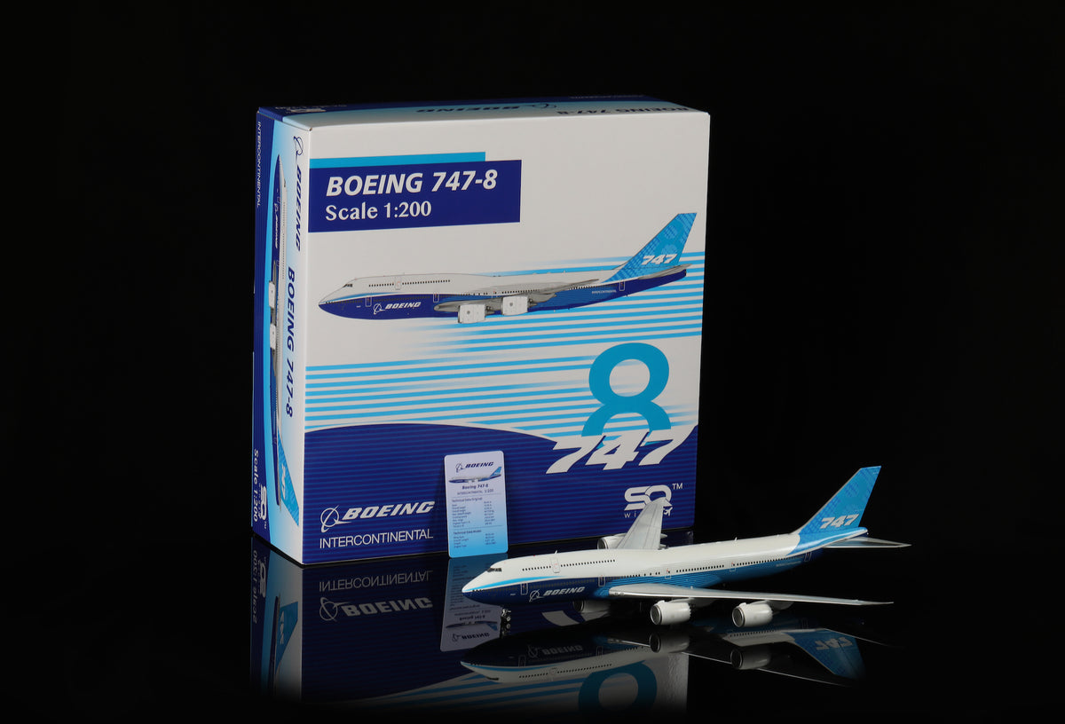 Boeing 747-8 "House Dreamliner" diecast aircraft model