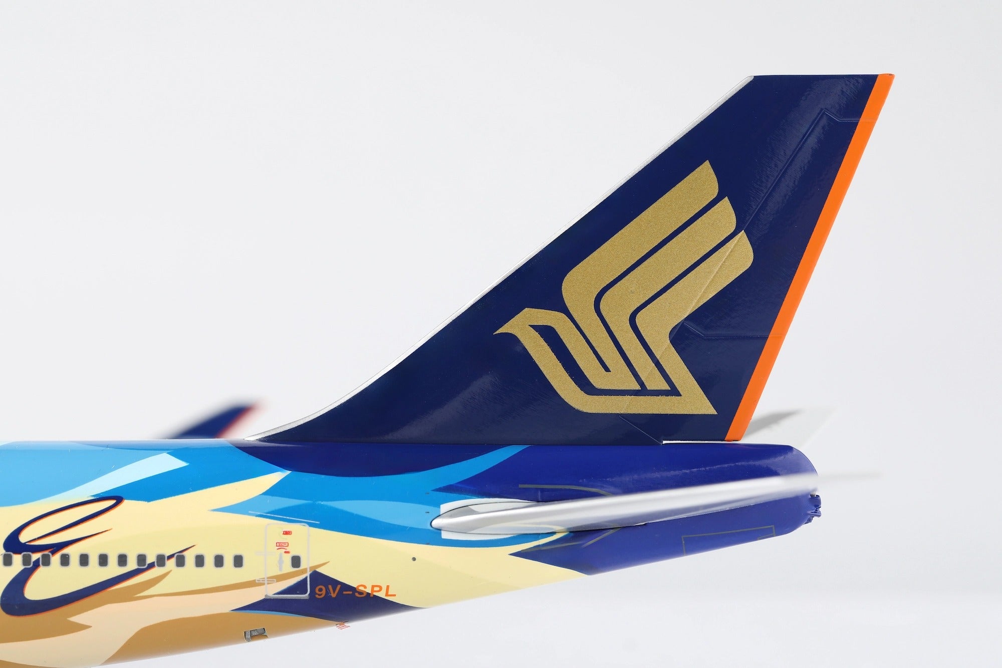 Singapore Airlines B747-400 9V-SPL Tropical diecast aircraft model