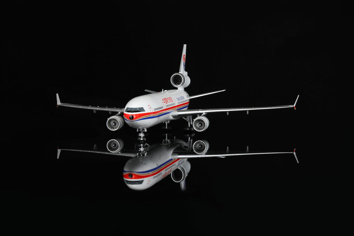 China Eastern Airlines MD-11 B-2173 diecast aircraft model