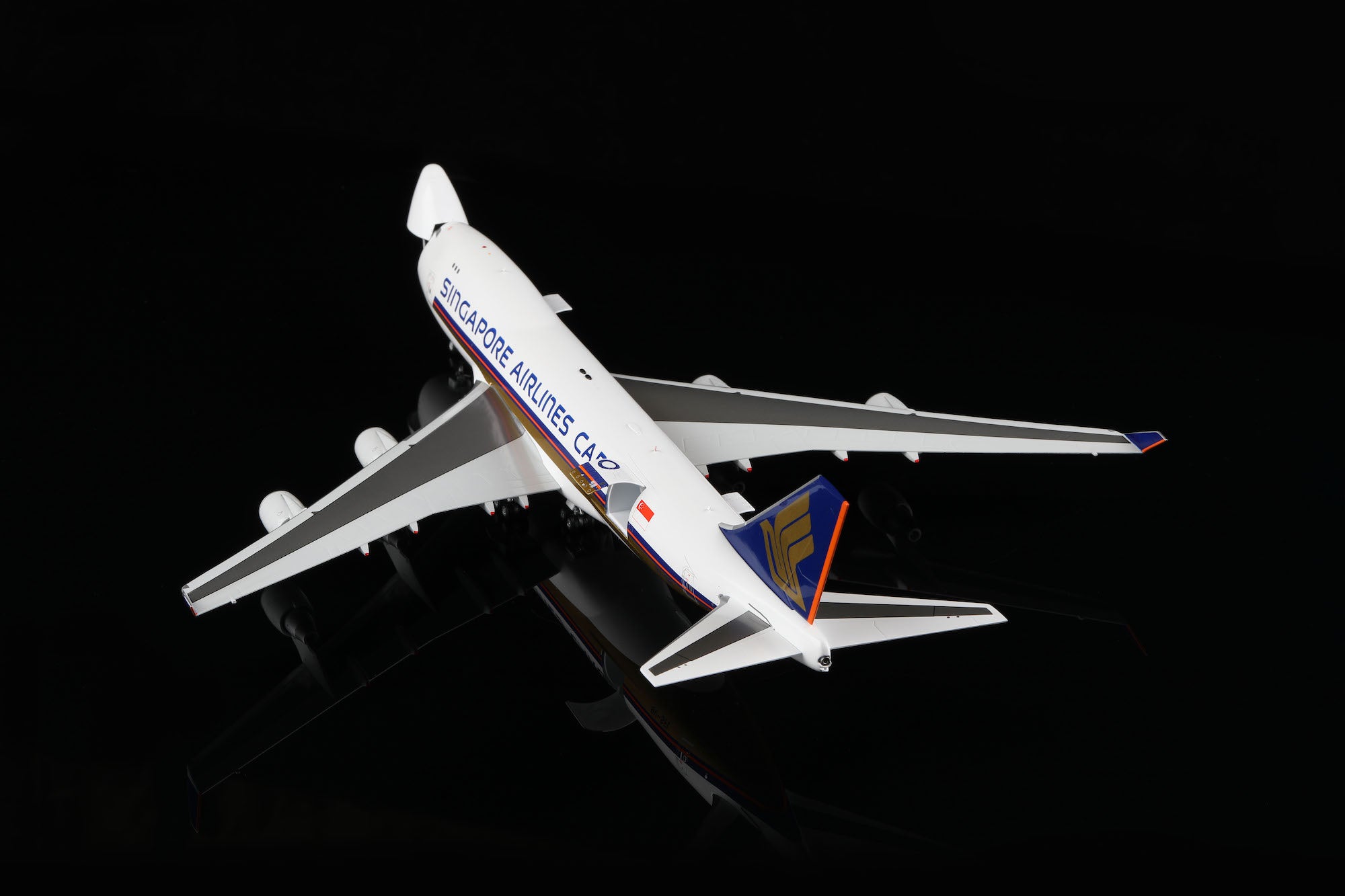 Singapore Airlines Cargo B747-400F 9V-SFI diecast aircraft model