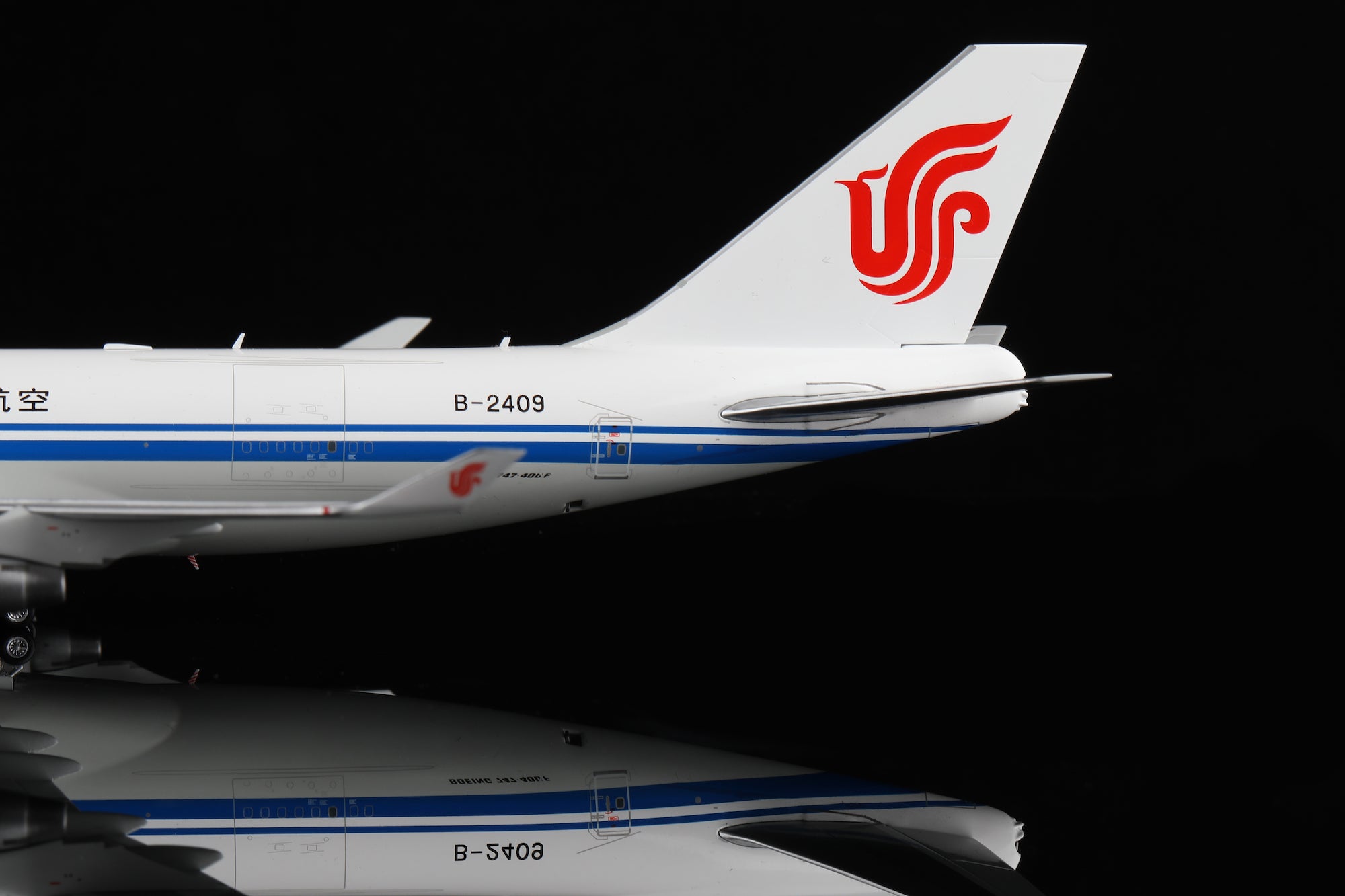 Air China Cargo B747-400F B-2409 diecast aircraft model