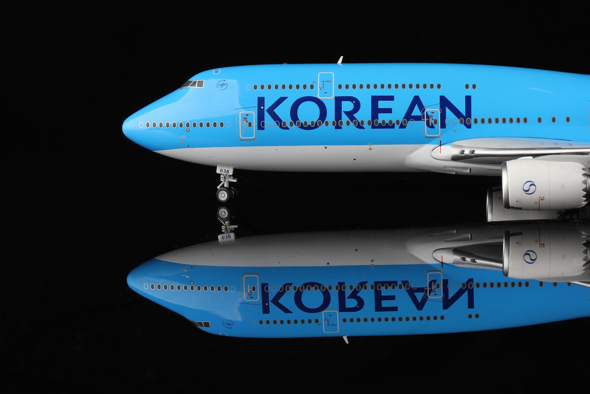 Korean Air B747-8 HL7638 diecast aircraft model