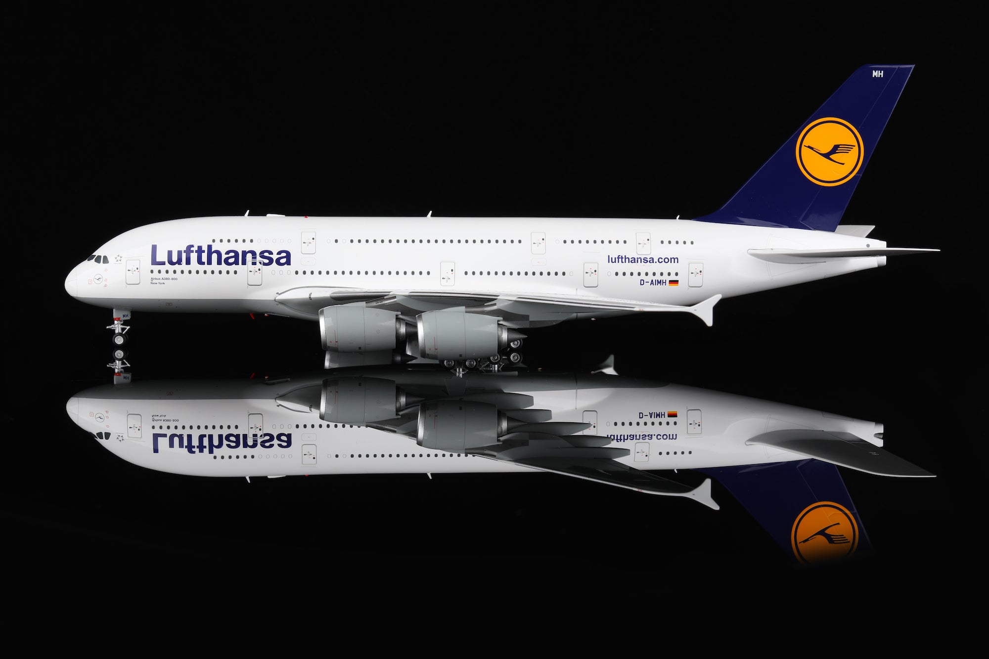 Lufthansa A380 D-AIMH diecast aircraft model