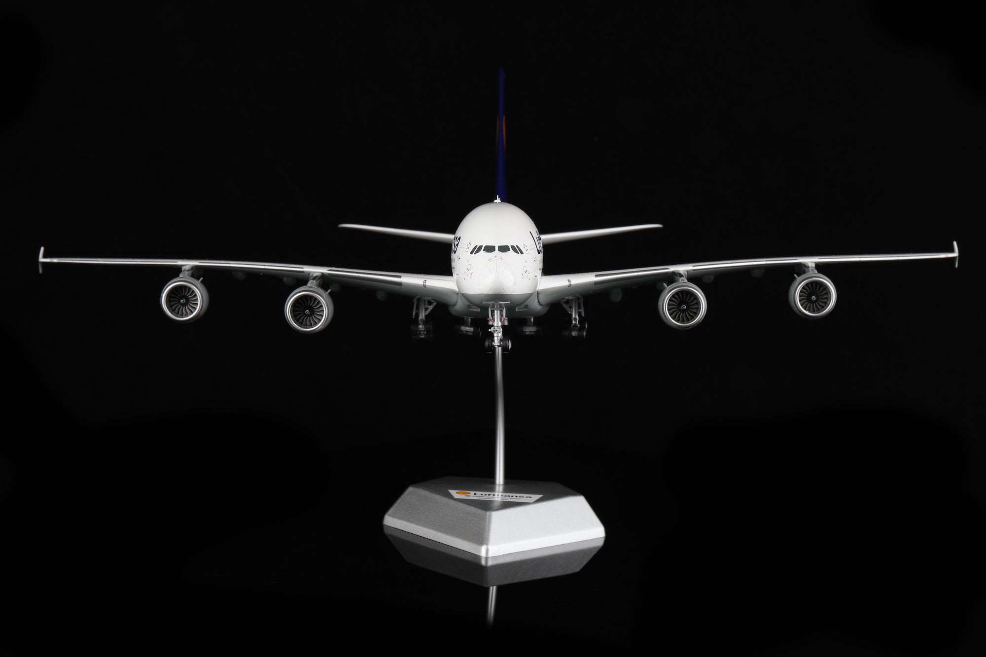 Lufthansa A380 D-AIMH diecast aircraft model