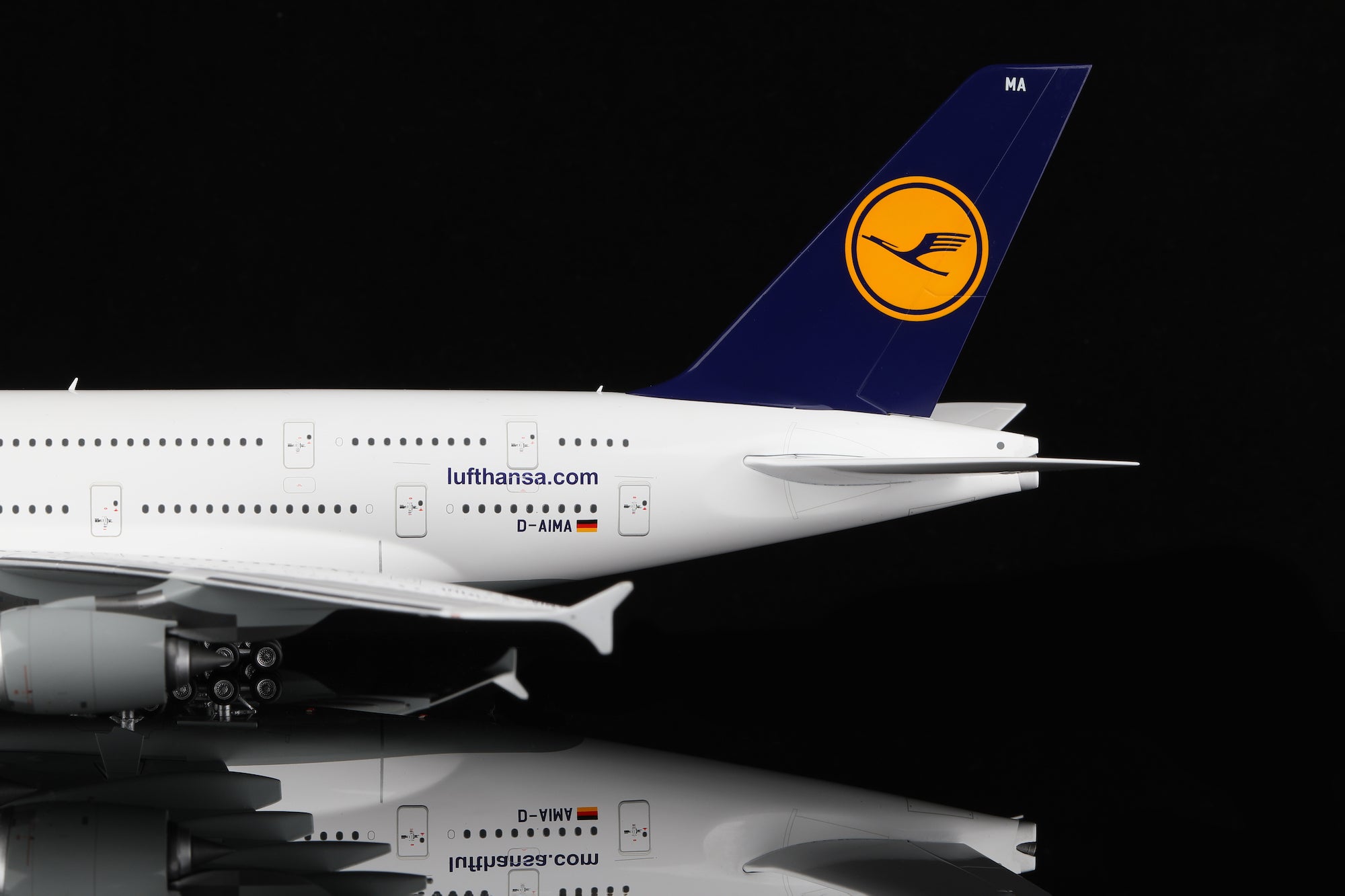 Lufthansa A380 D-AIMA diecast aircraft model