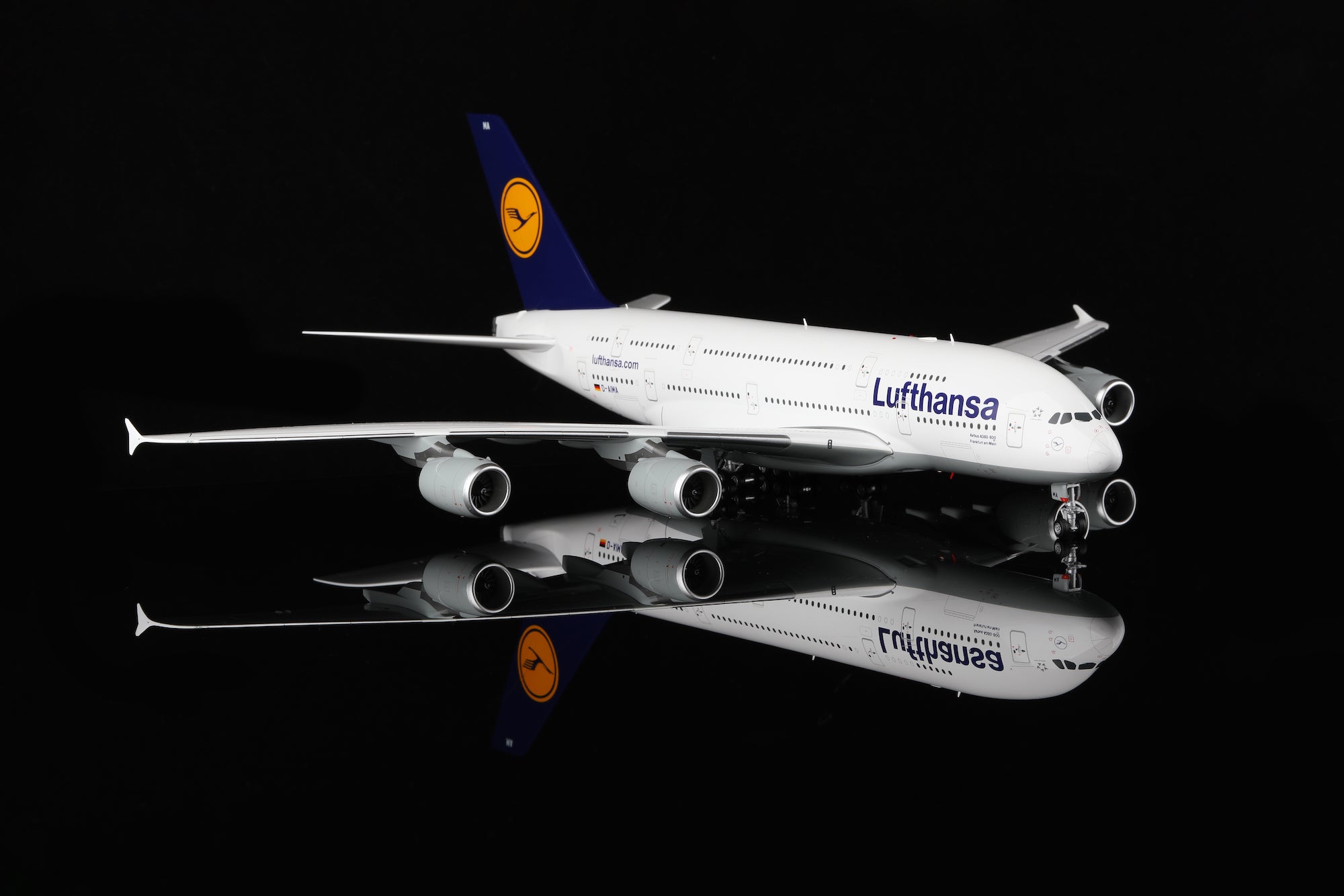 Lufthansa A380 D-AIMA diecast aircraft model