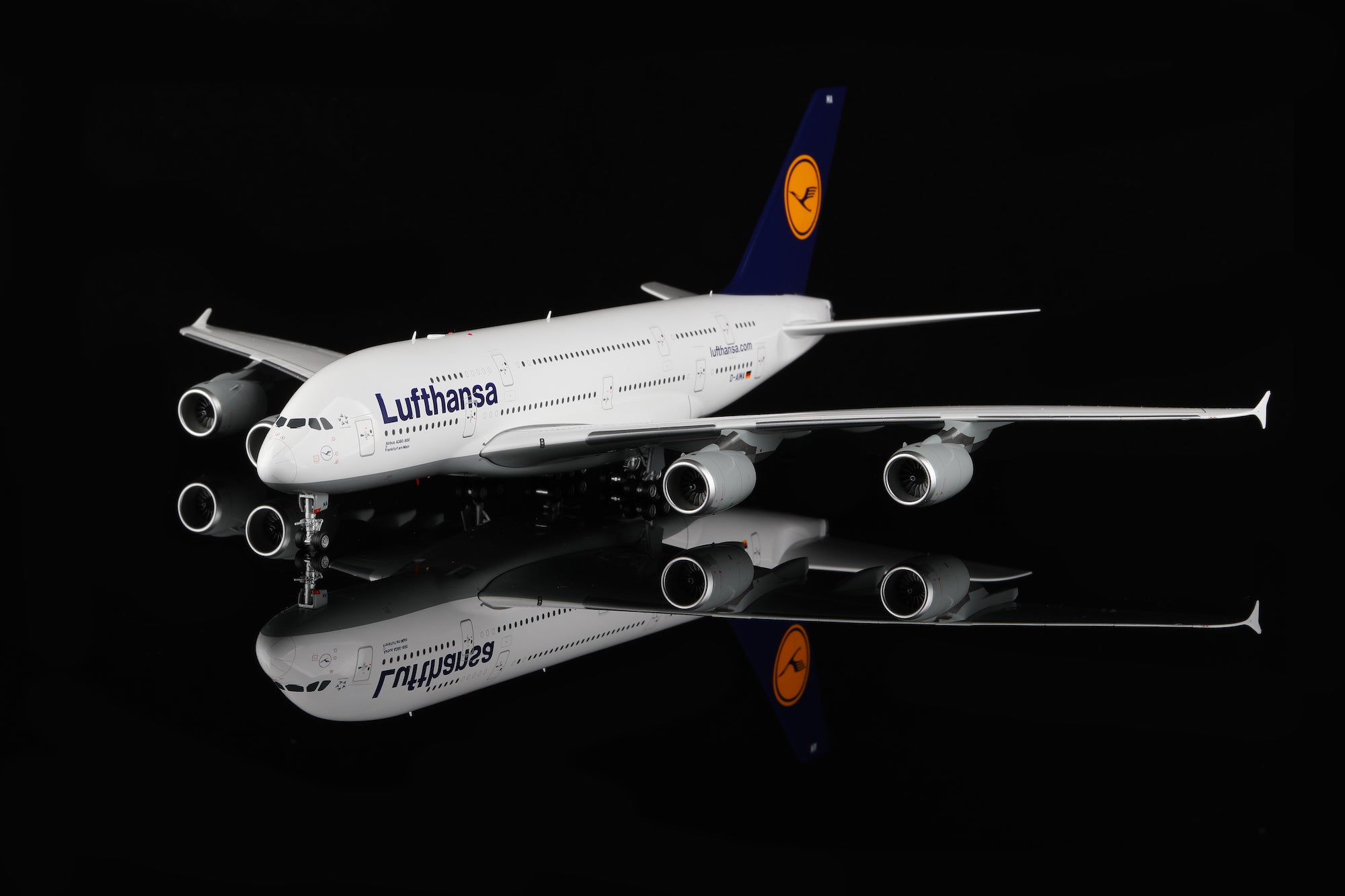 Lufthansa A380 D-AIMA diecast aircraft model