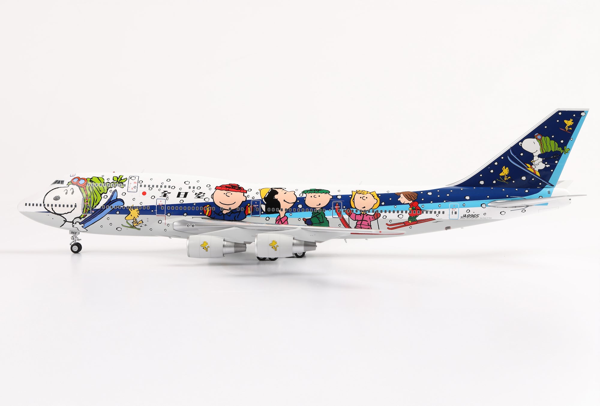 All Nippon Airways B747-400D JA8965 "Snoopy" diecast aircraft model