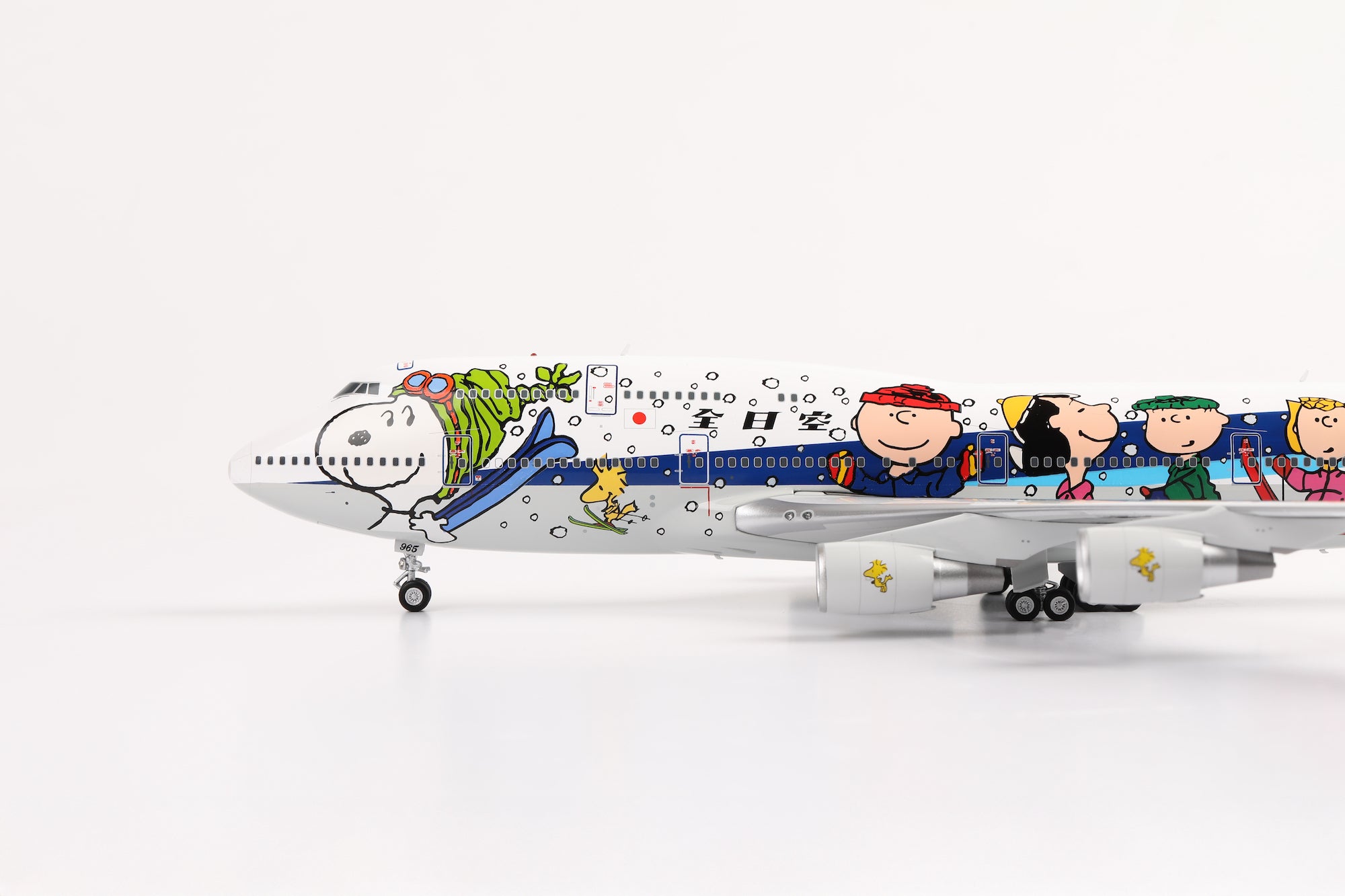 All Nippon Airways B747-400D JA8965 "Snoopy" diecast aircraft model