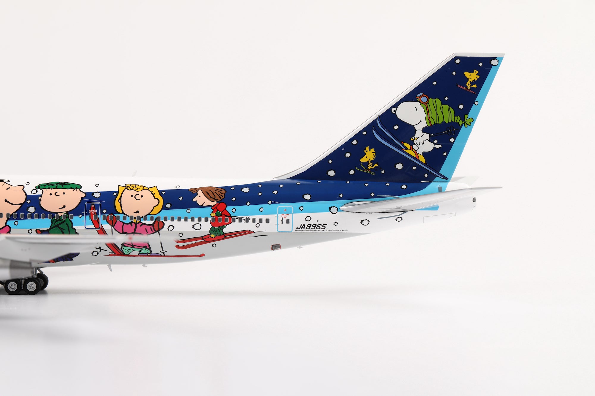 All Nippon Airways B747-400D JA8965 "Snoopy" diecast aircraft model