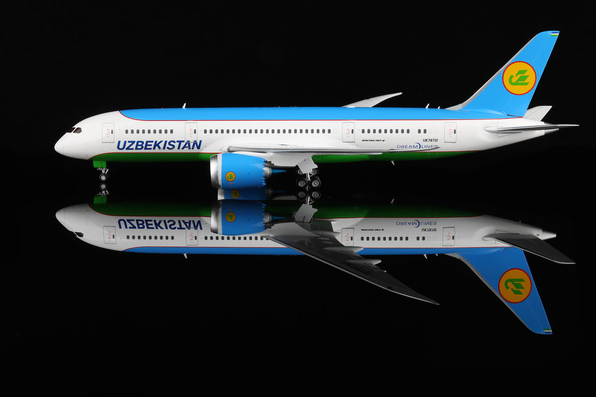 Uzbekistan Airways B787-8 UK78701 diecast aircraft model
