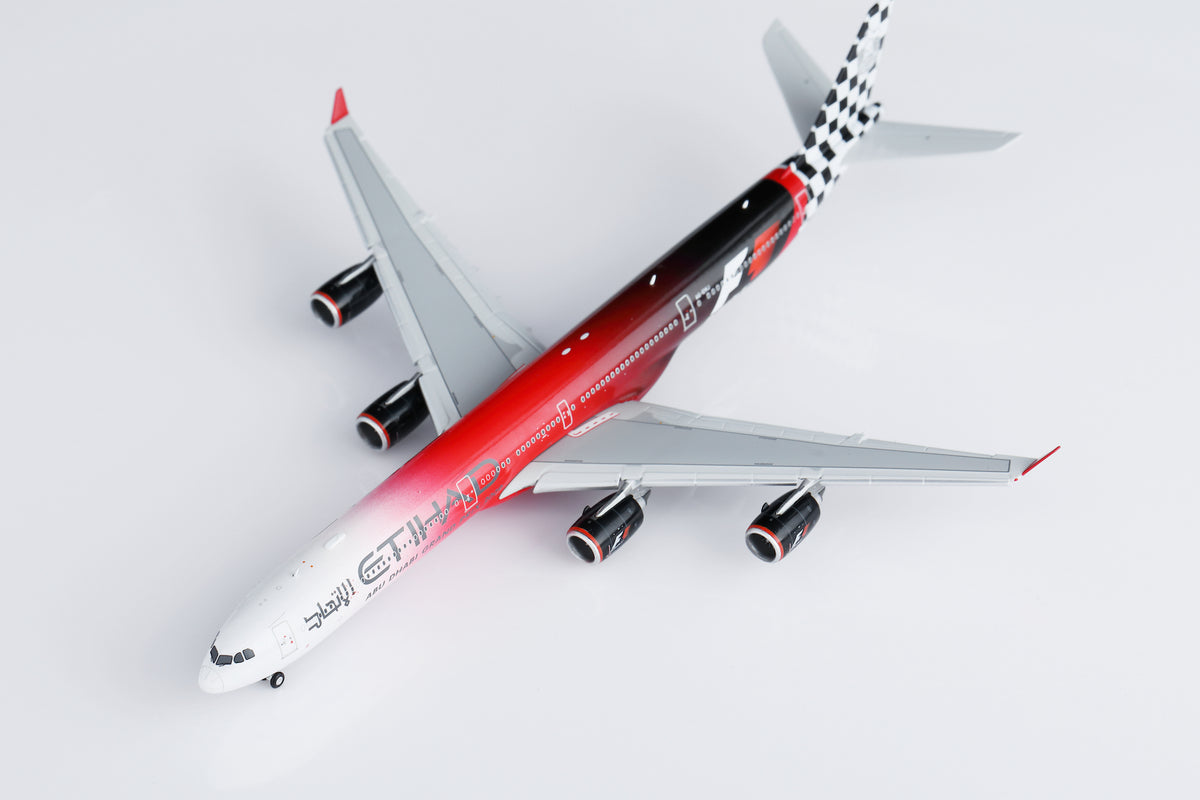 1/400 Etihad Airways A340-642 A6-EHJ "Abu Dhabi GP 2009" HY346091 - image 10