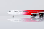 1/400 Etihad Airways A340-642 A6-EHJ "Abu Dhabi GP 2014" HY346092 - image 3