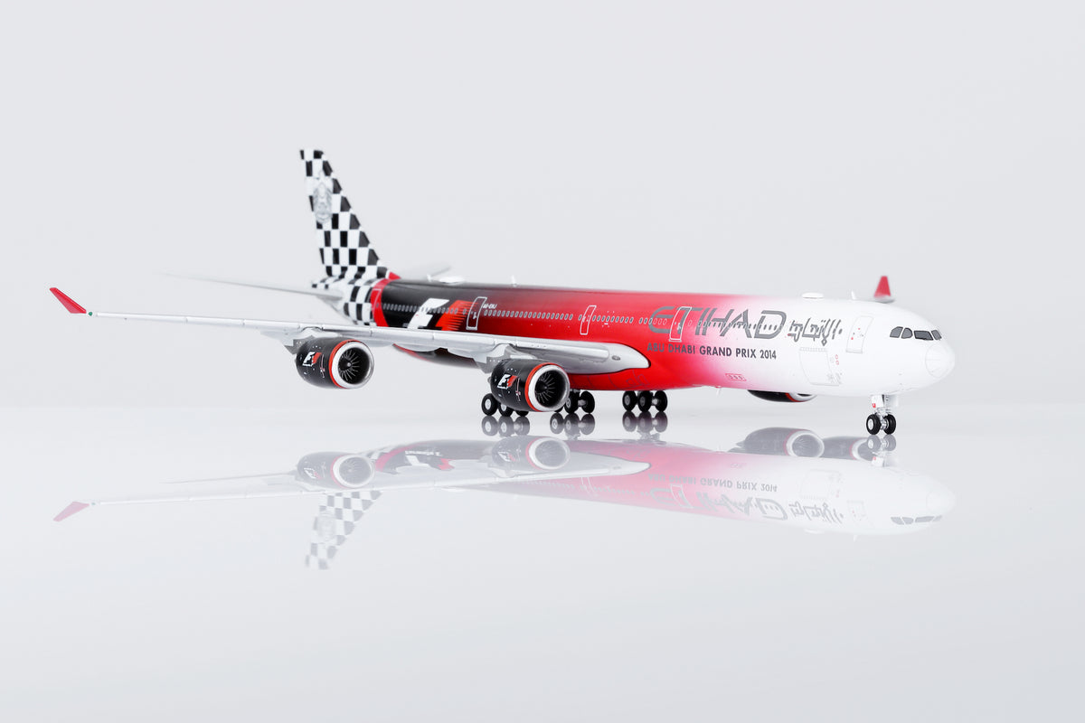 1/400 Etihad Airways A340-642 A6-EHJ "Abu Dhabi GP 2014" HY346092 - image 7