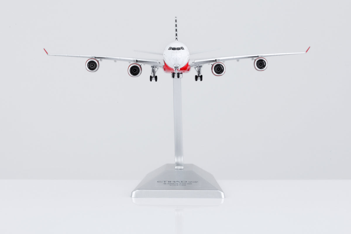 1/400 Etihad Airways A340-642 A6-EHJ "Abu Dhabi GP 2014" HY346092 - image 10