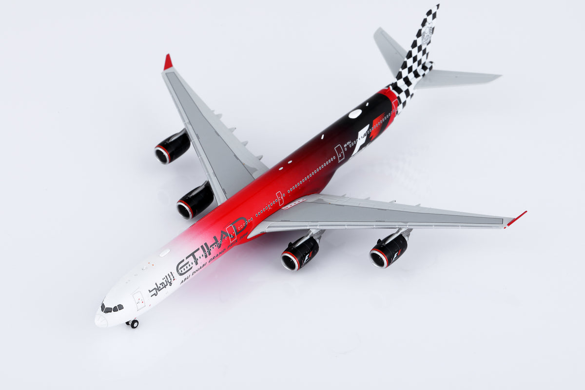 1/400 Etihad Airways A340-642 A6-EHJ "Abu Dhabi GP 2014" HY346092 - image 12