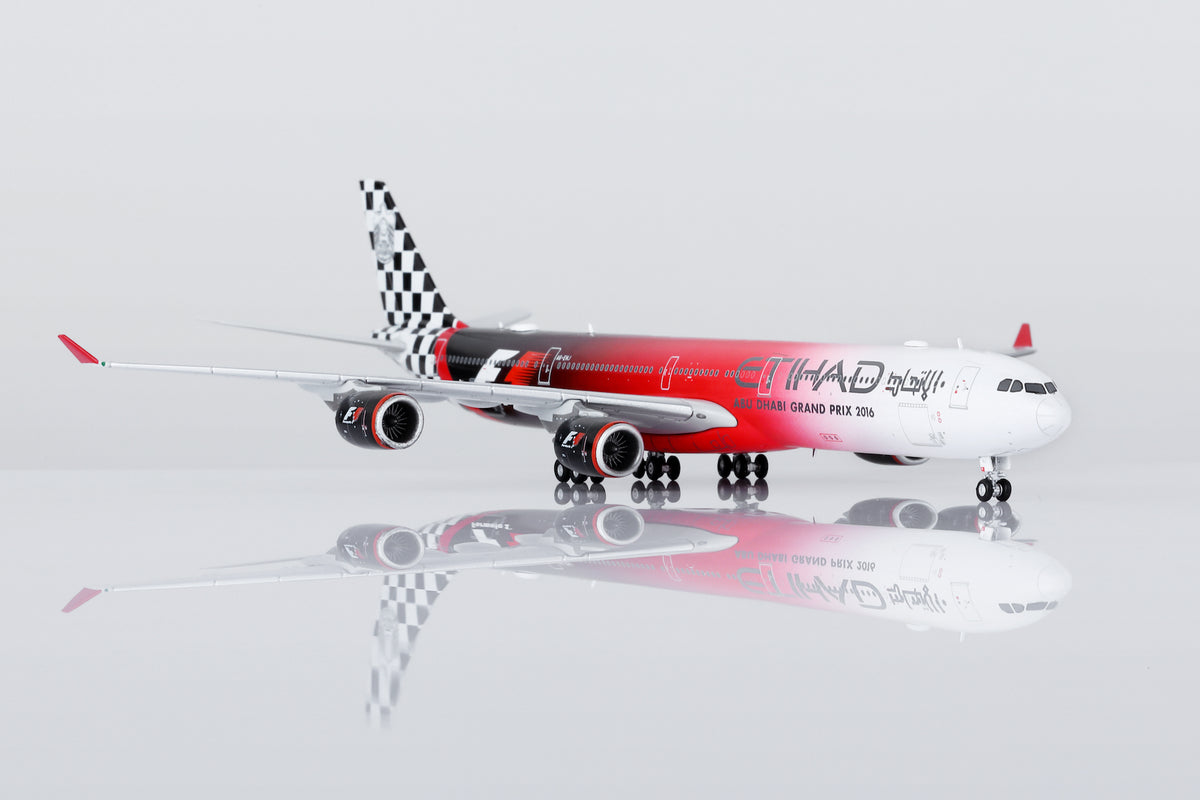 1/400 Etihad Airways A340-642 A6-EHJ "Abu Dhabi GP 2016" HY346096 - image 7