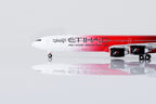 1/400 Etihad Airways A340-642 A6-EHJ "Abu Dhabi GP 2013" HY346099 - image 3