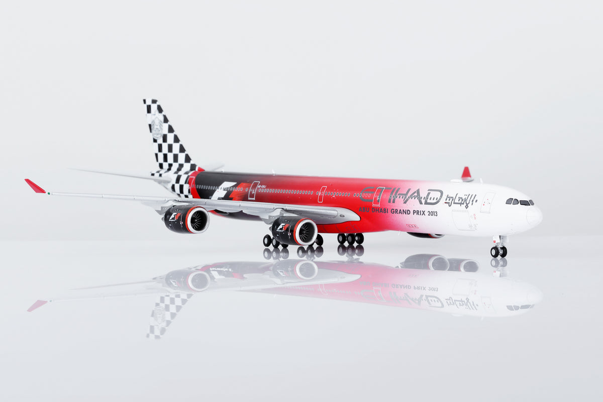 1/400 Etihad Airways A340-642 A6-EHJ "Abu Dhabi GP 2013" HY346099 - image 7