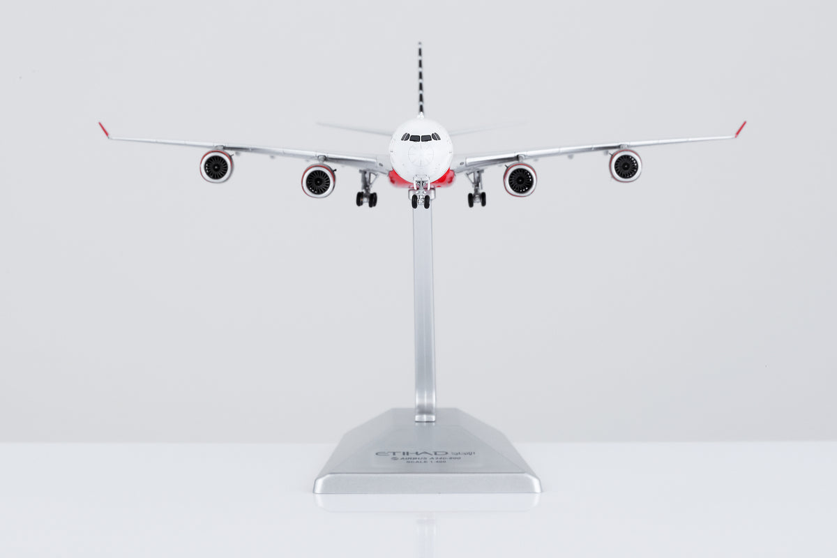1/400 Etihad Airways A340-642 A6-EHJ "Abu Dhabi GP 2013" HY346099 - image 10