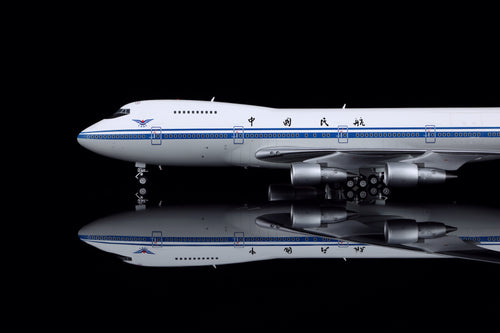 CAAC B747-200 B-2446 diecast aircraft model
