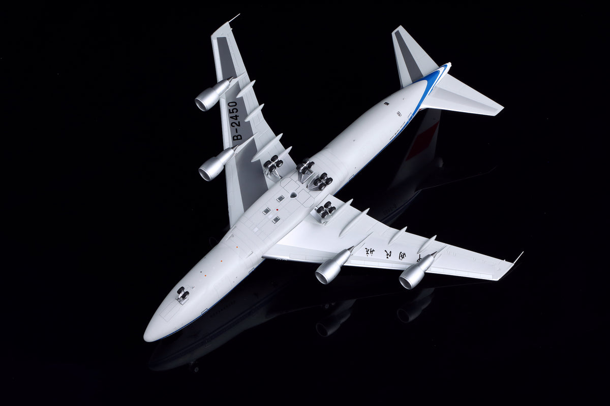 CAAC B747-200 B-2450 diecast aircraft model