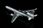 1/200 McDonnell Douglas MD-11 N111MD L2105 / L2105FD - image 9