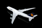 1/200 Lufthansa B747-8 5-starHansa D-ABYM L2110 / L2110FD - image 8
