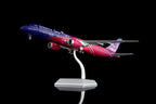 1/200 Boeing 787-9 Dreamliner Boeing Company "Dreams Take Flight" N1015B L2128 - image 1