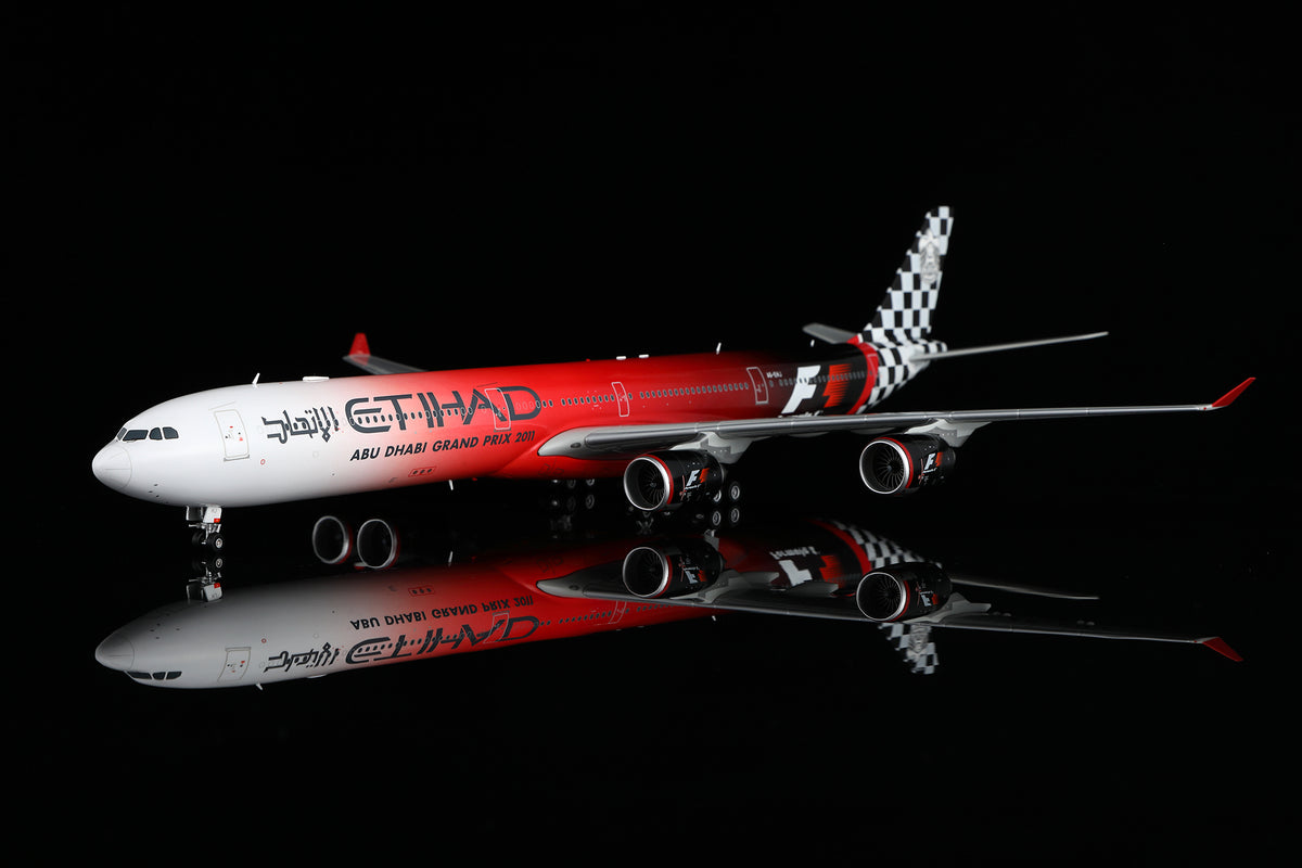 1/200 Etihad Airways A340-600 "ABU DHABI GRAND PRIX 2011" A6-EHJ L2167 / L2167FD - image 5