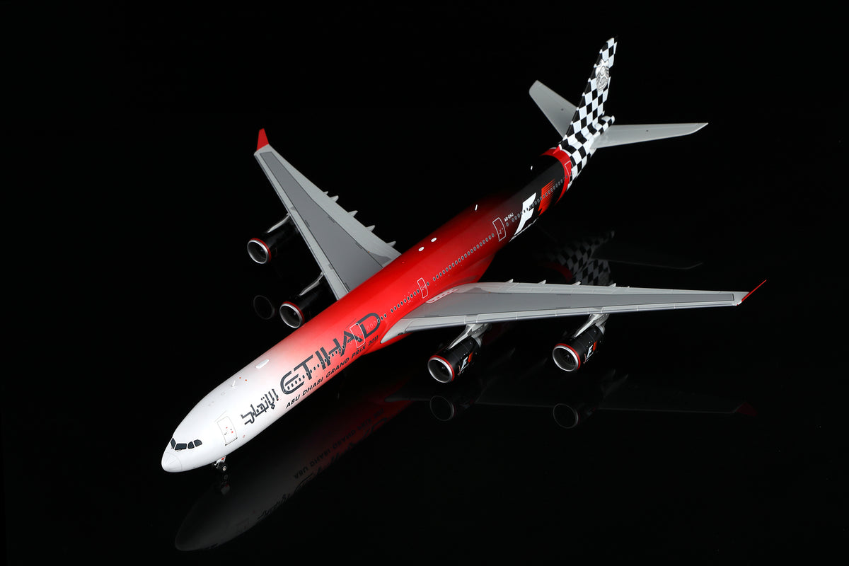 1/200 Etihad Airways A340-600 "ABU DHABI GRAND PRIX 2011" A6-EHJ L2167 / L2167FD - image 9