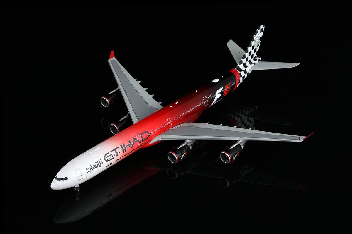 1/200 Etihad Airways A340-600 "ABU DHABI GRAND PRIX 2017" A6-EHJ L2173 / L2173FD - image 9