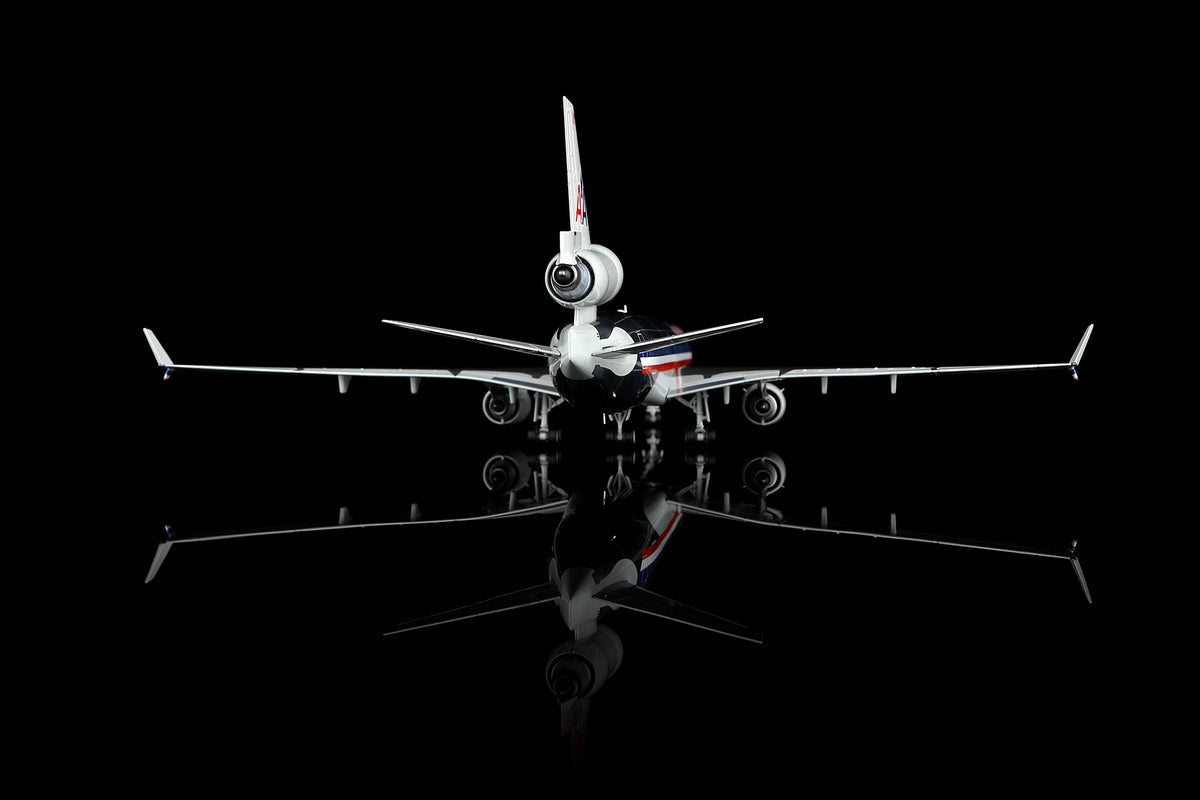 1/200 American Airlines MD-11 N1766A L2227 / L2227FD - image 10