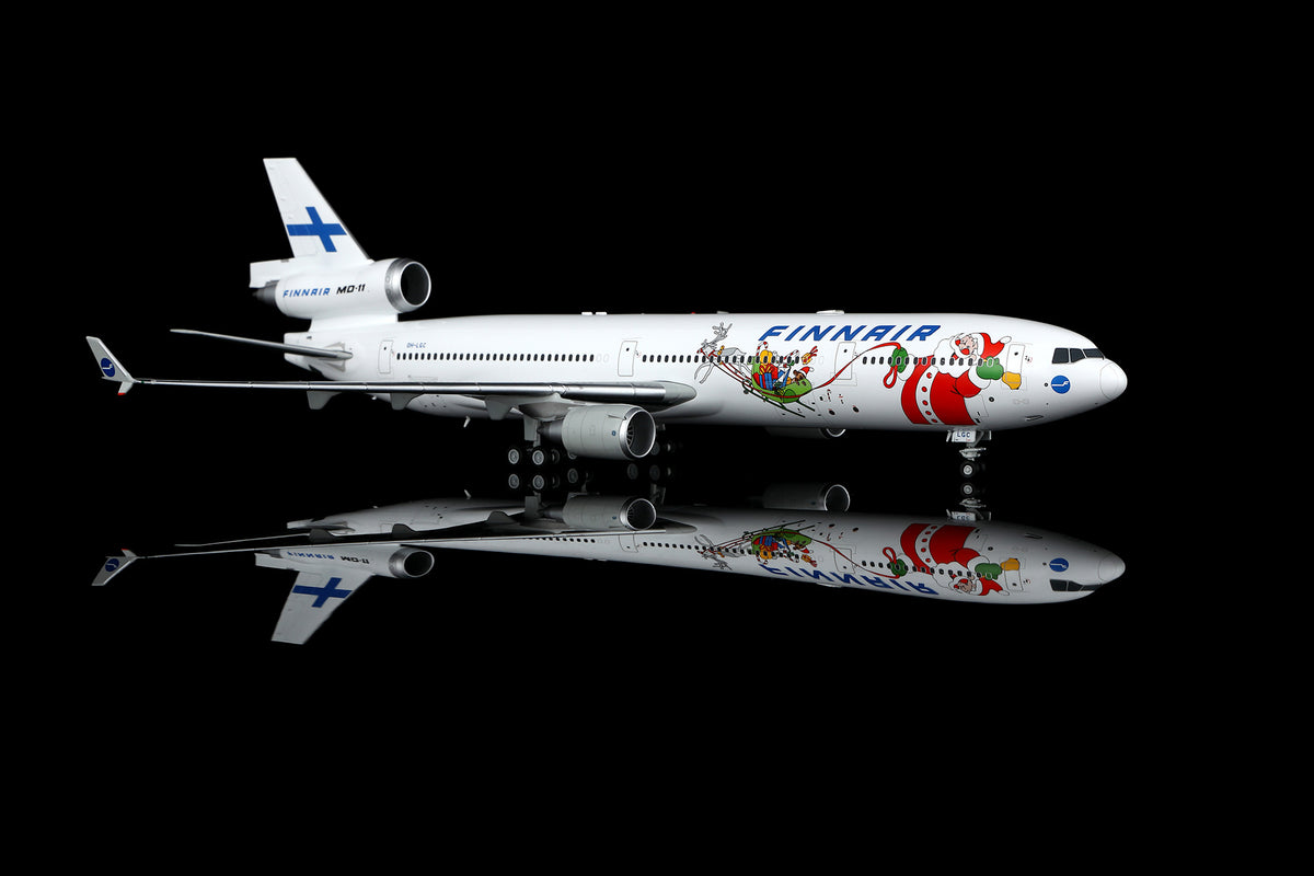 1/200 Finnair McDonnell Douglas MD11 "Santa Claus" OH-LGC L2233 / L2233FD - image 8