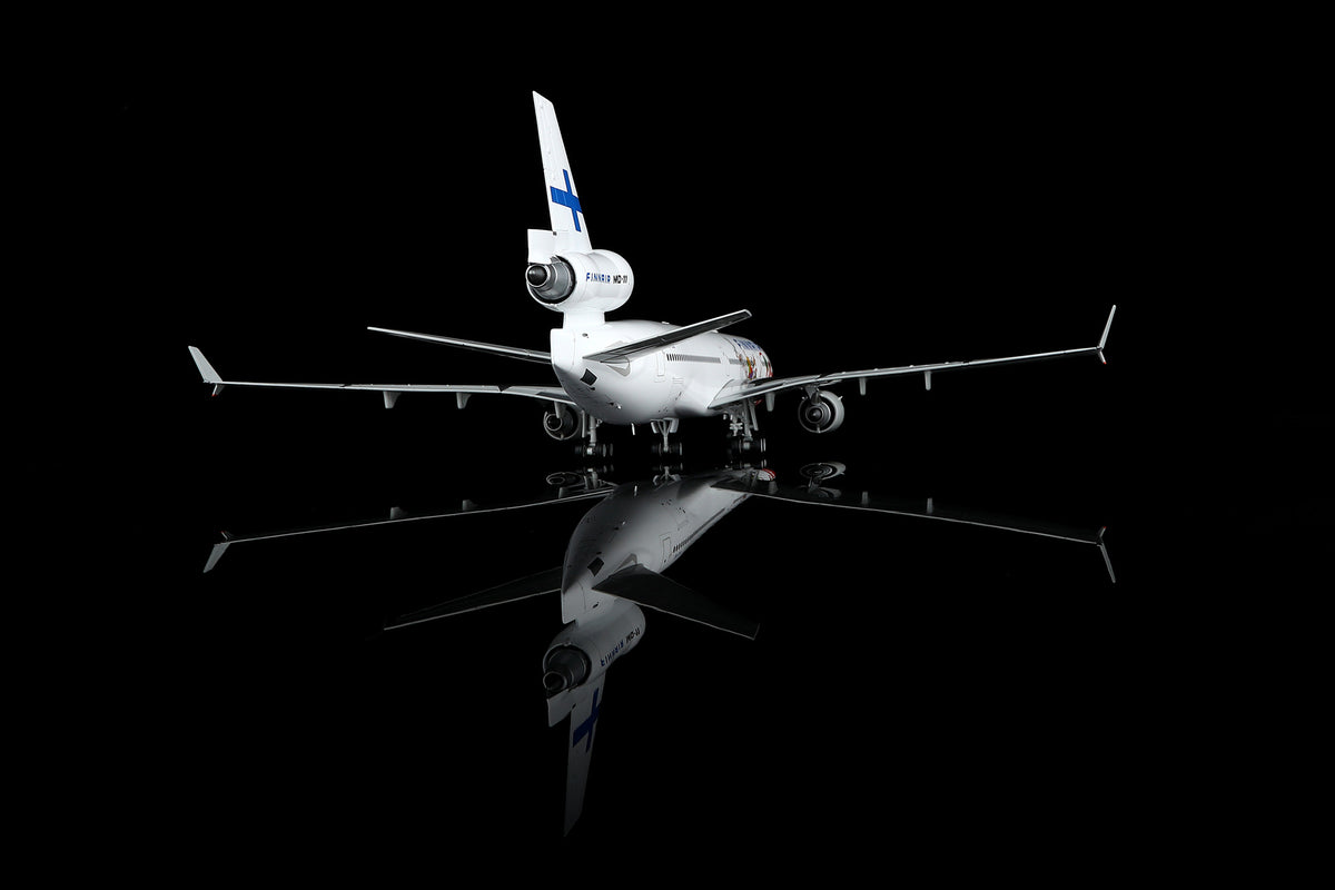 1/200 Finnair McDonnell Douglas MD11 "Santa Claus" OH-LGC L2233 / L2233FD - image 10