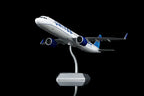 1/200 United Airlines A320NEO N44550 L2346 / L2346FD - image 4