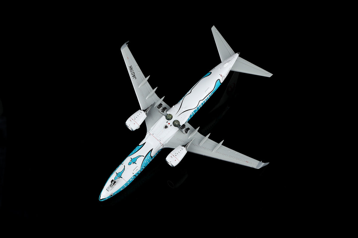 1/200 Japan Transocean Air B737-800 JA07RK L2347 / L2347FD - image 10