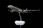 1/200 Starlux Airlines A350-1000 B-58553 L2403 / L2403FD - image 3