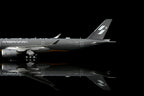 1/200 Starlux Airlines A350-1000 B-58553 L2403 / L2403FD - image 6