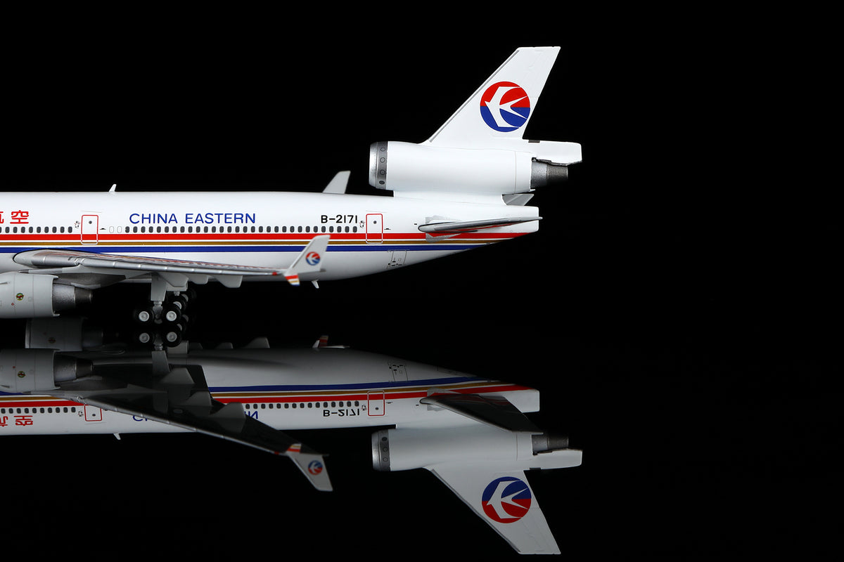 1/400 China Eastern Airlines McDonnell Douglas MD-11 B-2171 M101101 - image 4
