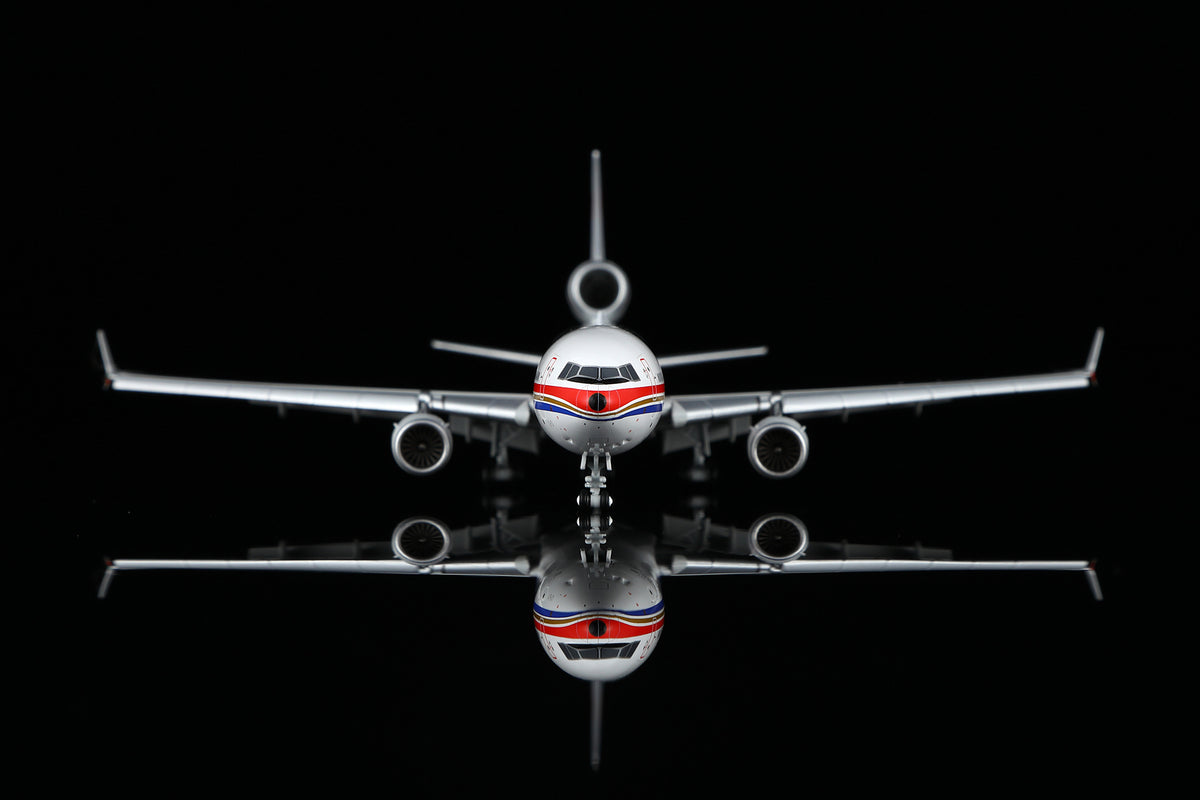 1/400 China Eastern Airlines McDonnell Douglas MD-11 B-2171 M101101 - image 8