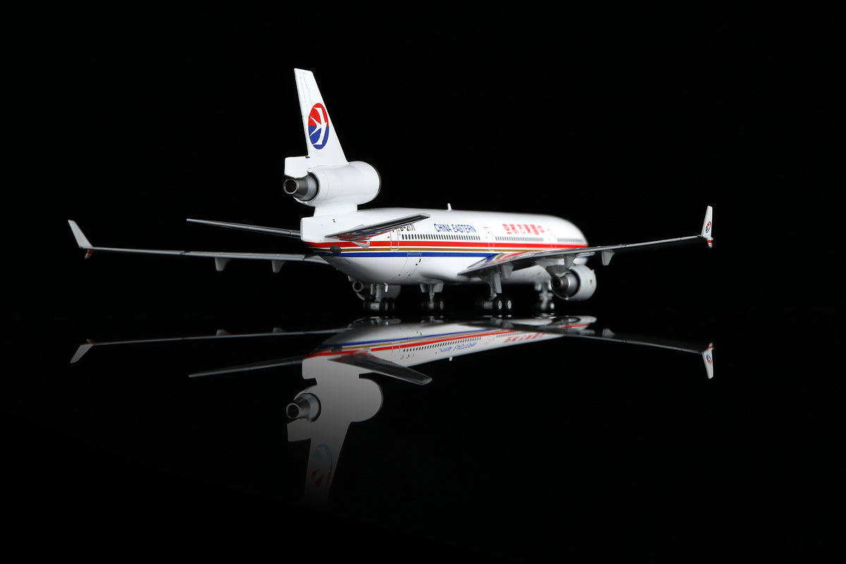 1/400 China Eastern Airlines McDonnell Douglas MD-11 B-2171 M101101 - image 10